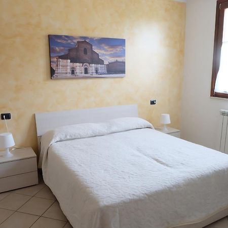 B&B Delle Fragole Medicina  ภายนอก รูปภาพ